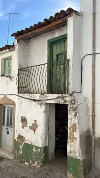 House to renovate in Ladoeiro
