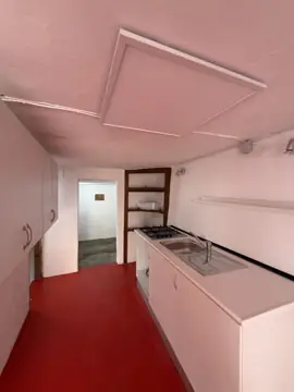 Moradia T2 remodelada no Ladoeiro (foto 3)