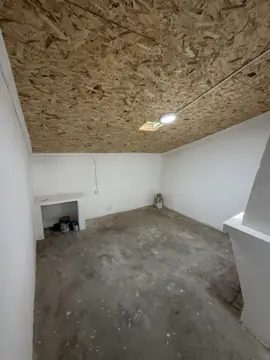 Moradia T2 remodelada no Ladoeiro (foto 17)